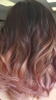 Rose Gold Peekaboo Highlights, Ombre Bobs, Brown Hair With Pink Tips, Pink Highlights Brown Hair, Pink Balayage Brunette, Brown To Pink Balayage, Rose Balayage, Hair Color 2017, Rose Gold Ombre