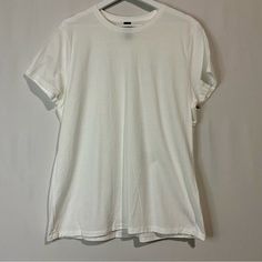 Hanes Nano-T Women’s Casual Crewneck Short Sleeve Tee Shirt White Size Xl And 2xl Available New Without Tags 100% Cotton Casual Basic Plain Comfy Summer Girly Bundle To Save On Shipping Basic White Crew Neck Tops, Basic Crew Neck Plain Tops, College Shirts, T Shorts, Yellow T Shirt, Concert Tees, Blue Tee, Graphic Tee Shirts, Printed Tees