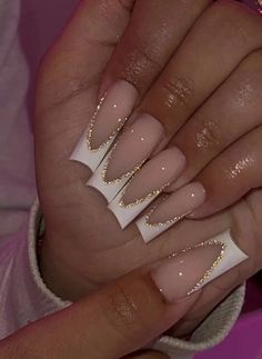 Gold Nails French, White Nails With Gold, Gold Acrylic Nails, French Tip Nail Designs, Gold Glitter Nails, White Acrylic Nails, Long Acrylic Nails Coffin