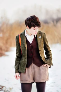 Unisex Cottagecore Outfits, Cottage Core Nonbinary Outfits, Gender Neutral Cottagecore Outfits, Elfcore Outfits, Gender Neutral Outfits Aesthetic, Cottagecore Outfits Men, Male Cottagecore Outfits, Newsboy Outfit, Librarian Core