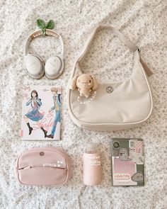 bearable_studying on ig Books Manga, Comfy School Outfits, Water Bottle Pouch, Bag Insert, Tote Bag Patters, Manga Collection, Cozy Room, Book Bag, Which One Are You