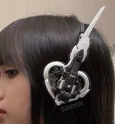 Mecha Headpiece, Mecha Outfit Design, Future Core Fashion, Mecha Aesthetic Outfit, Futuristic Earpiece, Cyberpunk Accessories Future Fashion, Tech Core Outfits, Cyberspace Outfit, Cybercore Aesthetic Clothes