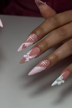 Valentines Nails French, Nail Inspo Hello Kitty, Duck Nails Short, French Tip Nails Pink, Winter Wonderland Nails, Azul Nails, Nails Sanrio, Nails Freestyle, Nails Charm