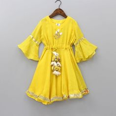 Girls Ethnic Wear Indian Children, Yellow Frock, Bachchan Family, Kids Indian Wear, Kids Dress Patterns