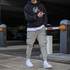 Men Jordans, Mens Fall Outfits, Trendy Boy Outfits, Mens Casual Outfits Summer, Trendy Mens Fashion, Black Men Street Fashion, Dope Outfits For Guys, Men Street Fashion, Stylish Men Casual