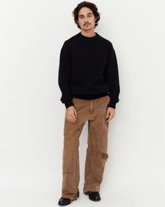 Vintage Carhartt 100% Cotton Zipper fly 8 Pockets Machine wash warm with like colors, tumble dry low. Used condition Model is 5'11" W30 Brown Cargo Pants For Winter Streetwear, Knee Pants, Issey Miyake Men, Vintage Carhartt, Carpenter Pants, Work Trousers, Skater Style, Levis Denim, Vintage Tops