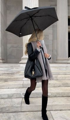 Chic Autumn Outfits Classy, Cute Luxury Outfits, Classy Casual Outfits Winter, Winter Fits Classy, Paris Outfits Ideas, Paris Winter Outfit Ideas, Winter Fits Black, Chic Winter Outfits Classy, Paris Fashion Winter