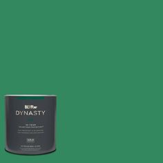 a can of marquee paint on a green background with the word marquee