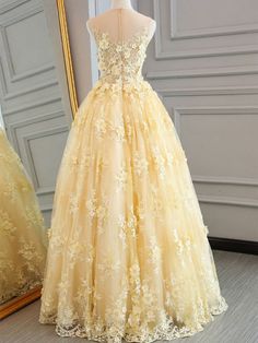 Silhouette:?A Line Waist: Natural Sleeve Length: Sleeveless Fabric:?Tulle, Lace Shown Color:?Yellow Built-In Bra: Yes Yellow Wedding Dress, Long Party Gowns, Yellow Evening Dresses, Yule Ball, Prom Dresses Yellow, Dream Aesthetic, Floor Length Prom Dresses, Graduation Dresses, Lace Formal Dress