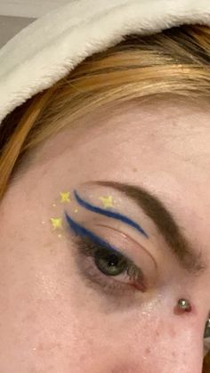 Homecoming Makeup For Green Eyes, Game Makeup Football, Found Heaven Makeup, Niall Horan Concert Makeup Ideas, School Eyeliner, Concert Makeup Looks, Niall Horan Concert, Facial Tips