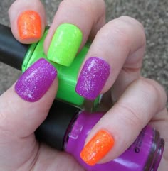 Nail Themes, Kids Nails, Neat Nails, Neon Glitter, Gel Nails At Home, Glitter Bomb, Nails Easy