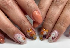 🍁 Embrace the changing season with the most stunning fall nail designs that will turn heads and spark conversations! From vibrant leaves to warm earth tones, our collection has it all! 👉 Discover your perfect fall-inspired nail design! Nails Ideas For Halloween, Ideas For Halloween