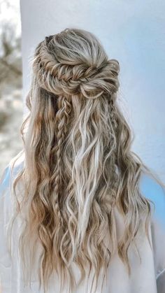 Half Pony Hairstyles, Half Pony, Boho Bridal Hair, Pony Hairstyles, Gorgeous Braids, Prom Hair Down, Romantic Hairstyles