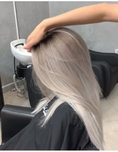 Silver Blonde Hair, Ash Blonde Balayage, Silver Blonde, Platinum Hair, Platinum Blonde Hair