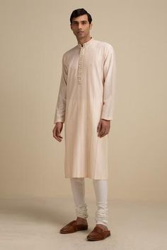 Shop for Philocaly Peach Silk Pintuck Kurta Set for Men Online at Aza Fashions Off White Churidar, Mehendi Wedding, White Churidar, Peach Fabric, Kurta Set For Men, Embroidered Neckline, Churidar, Kurta Set, Pin Tucks