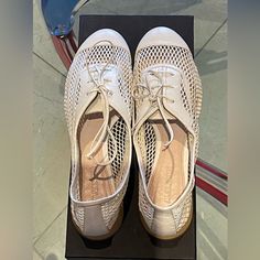 Really Cute For Summer, Nwb Summer Slip-on Loafers With Perforations, White Lace-up Flats With Rubber Sole, Spring Lace-up Leather Shoes With Perforated Toe Box, Summer Leather Slip-on Oxfords, Leather Slip-on Oxfords For Summer, White Flat Heel Leather Shoes For Summer, White Lace-up Shoes With Perforated Toe Box For Spring, Summer Lace-up Shoes With Perforations And Flat Heel, Summer Low-top Oxfords With Rubber Sole