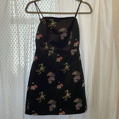 This Adorable Honey Punch Mini Dress Has Only Been Worn Once And Has A Brand New Zipper Installed In It! The Silken Material Is Really Cute And The Embroidered Flowers All Over Take The Dress To The Next Level. Straps Are Adjustable. Size Xs! Fitted Black Mini Dress With Floral Embroidery, Black Mini Dress With Floral Embroidery For Summer, Black Mini Dress With Floral Embroidery, Sleeveless Mini Dress With Floral Embroidery For Night Out, Sleeveless Floral Embroidered Mini Dress For Night Out, Fitted Embroidered Black Mini Dress, Printed Black Mini Dress For Night Out, Casual Black Mini Dress With Floral Embroidery, Hp Outfits