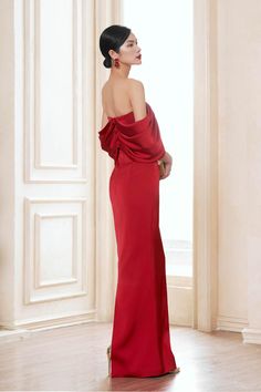 Women's Clara Sheath Sleeveless Satin Floor Length Dress S/M/L/XL Red MEAN BLVD Strapless Satin Finish Evening Dress For Formal Occasions, Luxury Strapless Satin Dress, Chic Evening Gown With Satin Finish, Elegant Silk Evening Dress For Gala, Pre-draped Silk Evening Gown, Chic Satin Finish Evening Gown, Luxury Satin Gown For Evening, Draped Evening Dress With Sweep Train For Wedding, Elegant Strapless Gown With Satin Finish