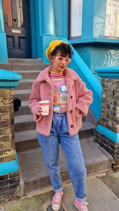 Dopamine Dressing Colorful Colourful fashion pink winter outfit inspo pastel 📸 by @novasistas Colorful Playful Outfits, Colored Winter Outfit, Colorful Flowy Outfits, Pastel 90s Outfits, Retro Pink Outfits, Fall Outfit Colorful, Fun Colourful Outfits, Colourful Jumper Outfit, Bright Pastel Outfits