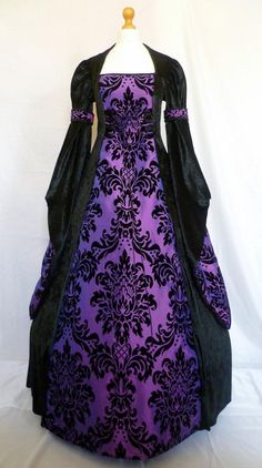 This listing is for a custom made dress,it will be made to the measurements you send me. Please send me your bust,waist and hip measurements,and please measure from the top of your shoulder to the floor with shoes on. It will be made with beautiful jet black crushed velvet and purple and black flock Pagan Costume, Pagan Wedding Dresses, Medieval Wedding Dress, Dress Medieval, Pagan Wedding, Medieval Gown, Costume Noir, Gothic Wedding Dress, Fit And Flare Wedding Dress