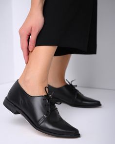 Black Oxford Woman Shoes Black Leather Shoes Leather Shoes - Etsy Greece Black Oxfords Womens, Ties Shoes, Leather Shoes For Women, Flat Shoes Black, Half Shoes, Shoes Oxford, Handmade Leather Shoes, Black Oxfords, Leather Oxford Shoes