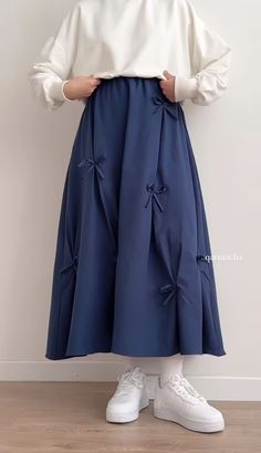 Modest Fashion Korean, Aesthetic Muslim Outfits, Muslimah Fashion Casual, Moslem Fashion, Modest Casual Outfits, Muslimah Outfit, Mix Match Outfits, Colour Combinations Fashion