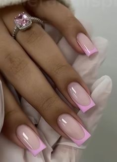 French Tip Pink, Nail Inspo Pink, Pink Nail Inspo, Pink French Tip, Pink French Nails, Hippie Nails, Nagel Tips, Simple Gel Nails, Girly Acrylic Nails