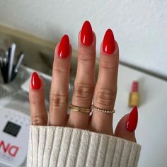 Red-Y Or Not DIVA #249 – DND Gel Red Orange Nails, Old Nail Polish, Confetti Nails, Best Gel Nail Polish, The Duo