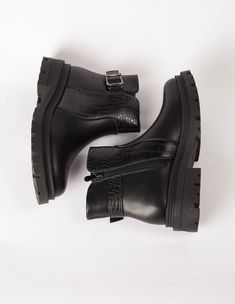 A pair of chunky boots can solve all your dress-code dilemmas! Team these boots a slouchy jumper dress. 100% PolyurethaneMade in ChinaBlock heel Side zip Side buckle detailingMade in China Ankle Boots Uk, Chunky Boots, Dress Code, Jumper Dress, Dress 100, Dress Codes, Side Zip, Block Heels, Black Color