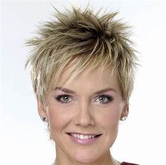 Short spiked hair, Short hair styles, Short spiky hairstyles Choppy Pixie Cut, Short Choppy Haircuts, Choppy Haircuts