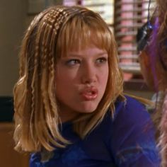 00s Hairstyles, 00s Hair, 2000s Hair, 2000s Hairstyles, 90s Grunge Hair, Y2k Hairstyles, Photographie Portrait Inspiration, Lizzie Mcguire