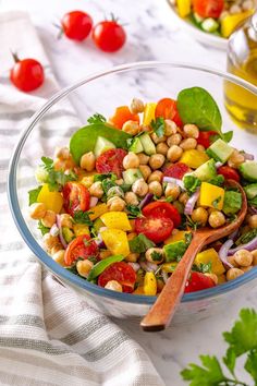 Photo of Greek Chickpea Salad Easy Chickpea Salad, Healthy Light Lunches, Salad With Lemon Dressing, Greek Chickpea Salad, Greek Chickpeas, Salad With Lemon, Chickpea Salad, Meal Prep For The Week, Healthy Lunch Recipes