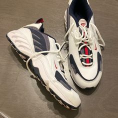 Like New Size 9.5 Navy Nike Casual Sneakers, Casual Navy Nike Sneakers, Nike Casual Sneakers With White Laces, Navy Casual Synthetic Sneakers, Nike Air Vapormax Plus, White Shoes Sneakers, Nike Metcon, Womens Training Shoes, Air Huarache