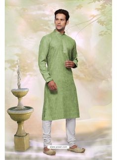 Stylish Green Cotton Kurta Pajama Celana Fashion, Indian Wedding Gowns, Trendy Outfits Indian, Western Outfits Men, Mens Fashion Classy, Indian Ethnic Wear