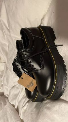 Goth Loafers, Platform Shoes Outfit Aesthetic, Dr Martens Aesthetic, Dr Martens Loafers, Platform Shoes Black, Leather Platform Shoes, Dr Shoes, Shoes Outfit Fashion, Hype Shoes