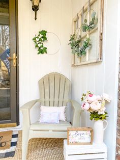 Simple, Clean, Classy Valentine Vignette Decorating Ideas