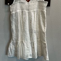 Small Stain On The Bottom Of Dress Casual Lined Sundress, White Lined Casual Sundress, Casual Beach Tops Lined, Casual Lined Mini Dress For Daytime, Casual Lined Sundress For Daytime, Casual Sundress For Daywear, White Sundress, Wild Fable, Sundress