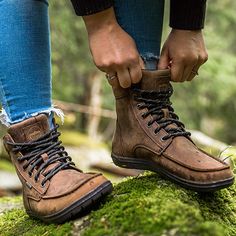 Women's Waterproof Boulder Boot – Lems Shoes Lems Shoes, Yellow Boots, Womens Hiking Shoes, Waterproof Hiking Boots, Everyday Shoes, Barefoot Shoes, Trail Shoes, Hiking Outfit, Best Wear