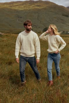 A symbol of Ireland past and present, the Inisheer Traditional Aran Sweater is a timeless addition to your wardrobe. Made with 100% Merino wool, the quality of this authentic Irish gem cannot be rivalled. It is a true Irish hero Aran piece. Much like its namesake, the Inisheer Aran Sweater captures the essence of Ireland in all of its glory. With a beautiful combination of traditional Aran stitches such as honeycomb, moss and cable, this piece is inspired by the past while remaining firmly roote Irish Sweater Outfit Women, Irish Wool Sweater Women, Irish Wool Sweater Outfit, Scottish Wool Sweaters, Aran Wool Sweater, Irish Sweater Outfit, Irish Countryside Outfit, Alberta Outfit, Irish Aesthetic Outfits