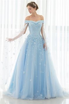 Blue Wedding Dresses, Cute Prom Dresses, Gorgeous Gowns, Beautiful Gowns, Ball Dresses, Fancy Dresses