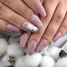 Sweater Nail Ideas, Nail Art Noel, Trendy Nail Art, Cute Sweater, Oval Nails