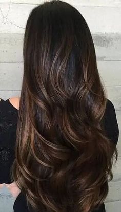 Rambut Brunette, Caramel Highlights, Short Hairstyle, Dark Brown Hair, Winter Hairstyles, Hair Envy, 가�을 패션, Brown Hair Colors