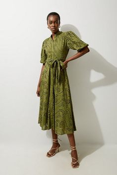 Petite Wedding Guest Dresses, Broderie Dress, Plus Size Workwear, Summer Bridesmaid Dresses, Outfits Petite, Flowing Skirt, Cotton Midi Dress, Fashion Videos, Khaki Dress