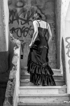 #goth#gothicstyle#gothic#gothcore#blackandwhite Gothic Americana, Italian Gothic, Gala Dress, Vintage Gothic, Gala Dresses, Fashion Board, Labyrinth, Style Board