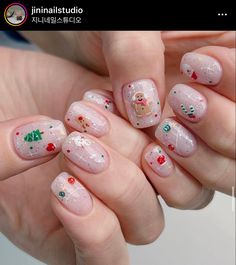 Korean Xmas Nails, Christmas Nails Minimal, Christmas Korean Nails, Korean Christmas Nails, Simple Christmas Nails, Korean Christmas, Xmas Nail Art, Cute Pink Nails