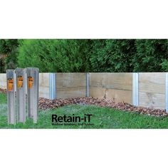 an image of a fence that is made out of wood and metal posts with the words retain