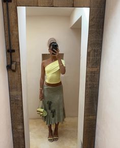 Thailand Outfit, Downtown Outfits, Nashville Outfits, Europe Outfits, 90s Fashion Outfits, Stockholm Fashion, Mode Inspo, Pinterest Account, Fashion Killa