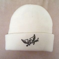 Nwot Off White Hat With The Word Angel In The Front. Comes From Smoke Free And Pet Free Home! Serious Inquiries Only Please. Offers Welcomed! Questions? Comment Below! White Hat, Black Cream, Kids Accessories, Accessories Hats, Off White, White, Hats, Black, Color