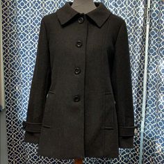 Beautiful Women’s Coat Size Large. Haute Edition Brand Priced At 119.00 Originally. Charcoal Color. Brown Plaid Coat, Bell Sleeve Coat, Peacoat Women, Red Peacoat, Long Sleeve Jean Jacket, Green Peacoat, White Trench Coat, Red Pea Coat, Long Peacoat