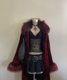 🎃🩸 Outfit inspired in a spooky season 🎃🩸        #grunge #spooky #vampire  #goth #alternative Fall Gothic Outfits, Modern Vampire Aesthetic Outfit, Fur Trim Coat Outfit, Modern Vampire Outfit, Goth Outfits, Alternative Outfits, A Cross